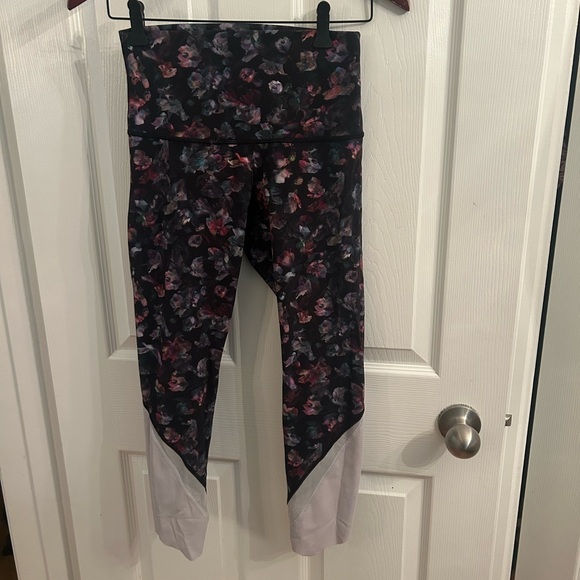 lululemon athletica Pants - Lululemon wunder under crop- luxtreme- roll down